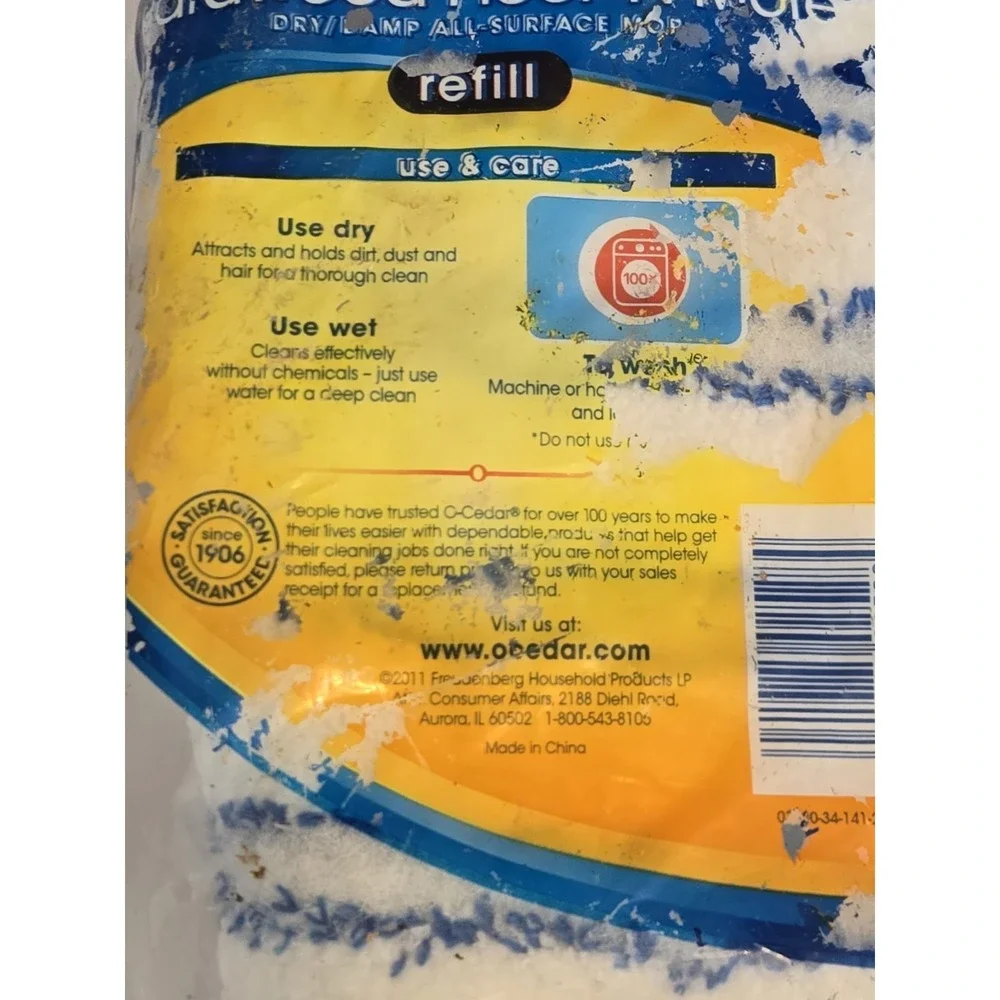 O Cedar Hardwood Floor 'N More Microfiber Mop Refill. NEW